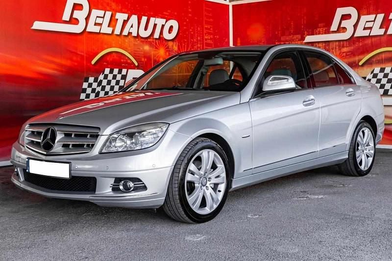 Cinza Usado 2008 Mercedes C220 Avantgarde Sedan | € 12.800 (Preço justo) - Imagem 1/4