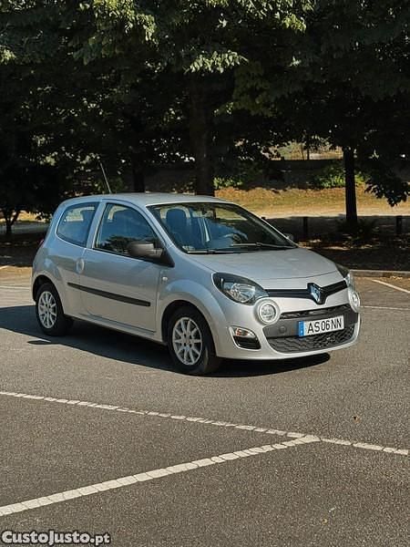Cinza Usado 2013 Renault Twingo Citadino | € 5.900 (Preço justo) - Imagem 1/1