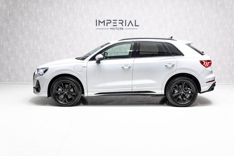 Usado Audi Q3 S-Line 245 HP (180 kW) 2022 Branco SUV