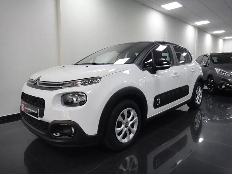 Branco Usado 2018 Citroën C3 PureTech Citadino | € 8.990 (Super Preço) - Imagem 1/4
