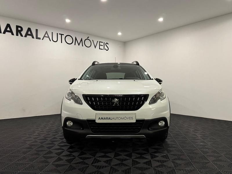 Usado Peugeot 2008 120 HP (88 kW) 2016 Branco SUV