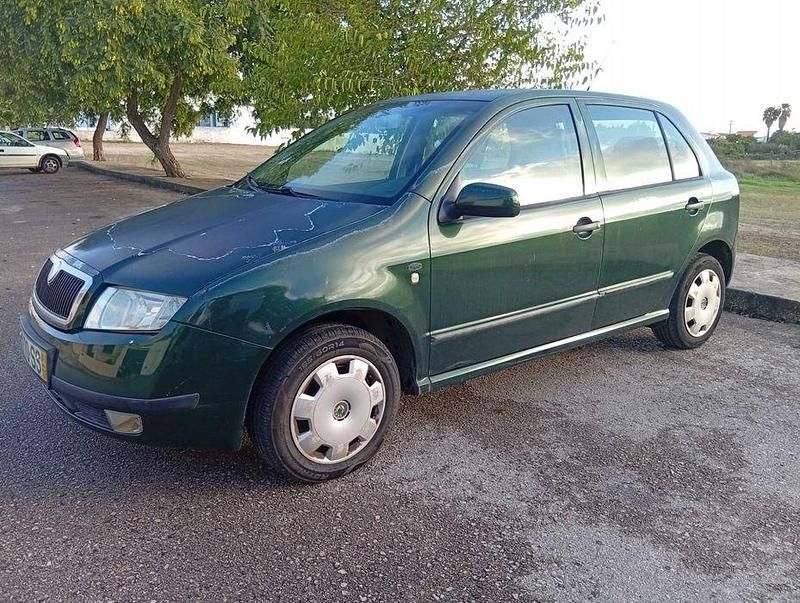 Usado 2001 Skoda Fabia Citadino | € 2.500 - Imagem 1/4