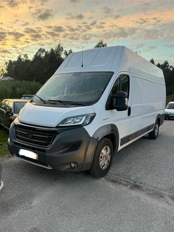 Usado Fiat Ducato 150 HP (110 kW) 2017 Branco Van
