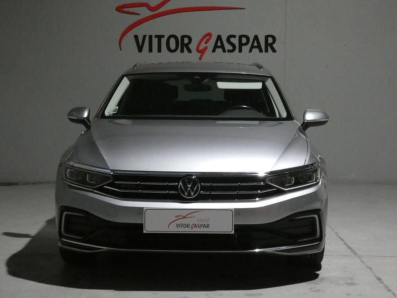 Cinza Usado 2021 VW Passat GTE Sedan | € 24.990 (Preço elevado) - Imagem 1/4