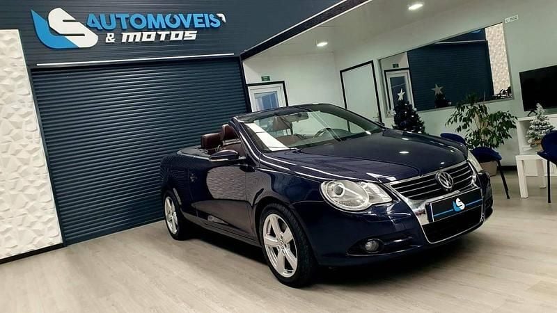 Azul Usado 2009 VW Eos Exclusive Cabrios | € 12.750 - Imagem 1/4