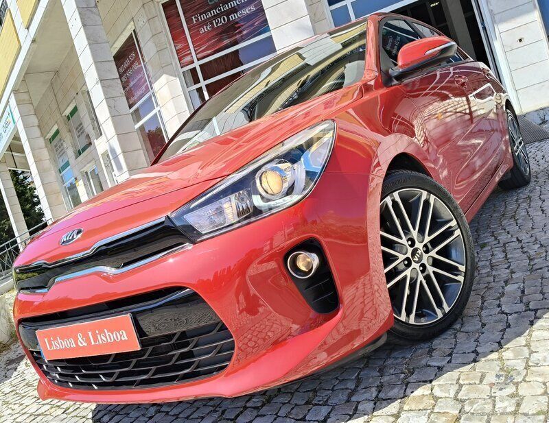 Vermelho perola Usado 2018 Kia Rio | € 12.500 (Preço justo) - Imagem 1/4