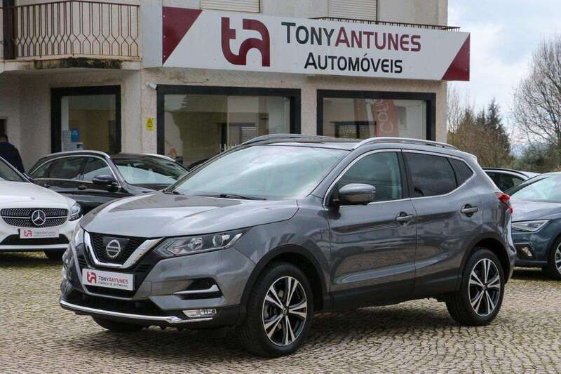 Cinza Usado 2017 Nissan Qashqai N-Connecta SUV | € 17.500 (Preço justo) - Imagem 1/4