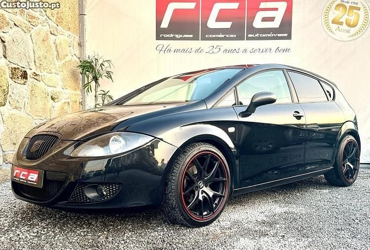 Preto Usado 2006 Seat Leon Sport Citadino | € 5.990 (Super Preço) - Imagem 1/1