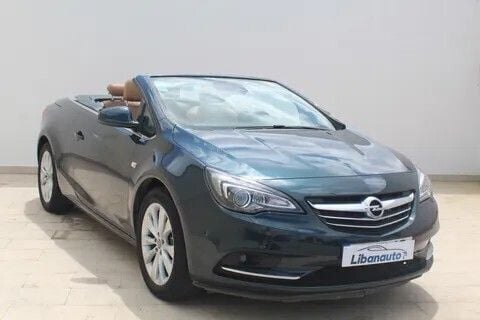 Usado Opel Cascada S 140 HP (102 kW) 2017 Verde Cabrios