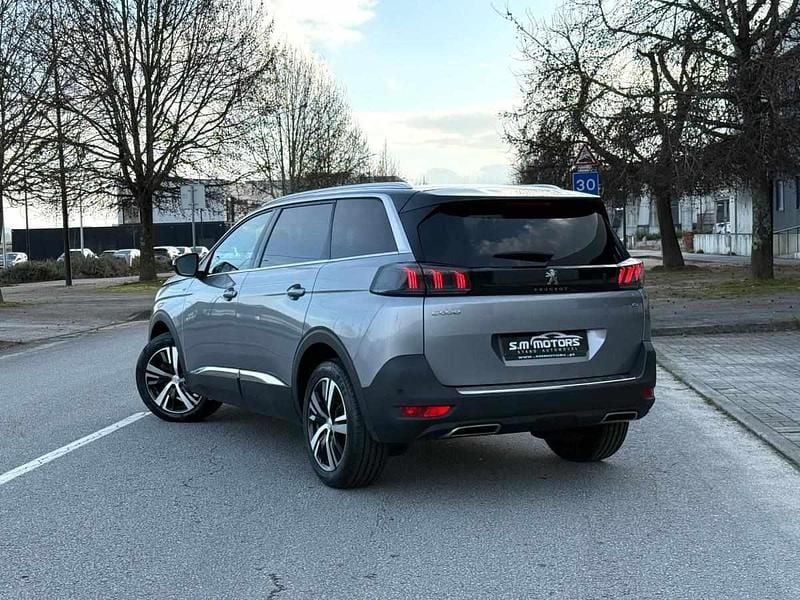 Usado Peugeot 5008 GT 130 HP (95 kW) 2021 Cinza Monovolume