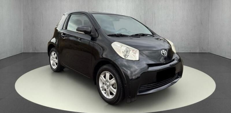 Preto Usado 2009 Toyota iQ Citadino | € 7.750 (Preço justo) - Imagem 1/4