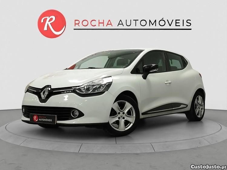 Branco Usado 2016 Renault Clio IV LIMITED Citadino | € 10.499 (Preço justo) - Imagem 1/1