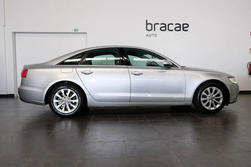 Usado Audi A6 177 HP (130 kW) 2012 Cinzento