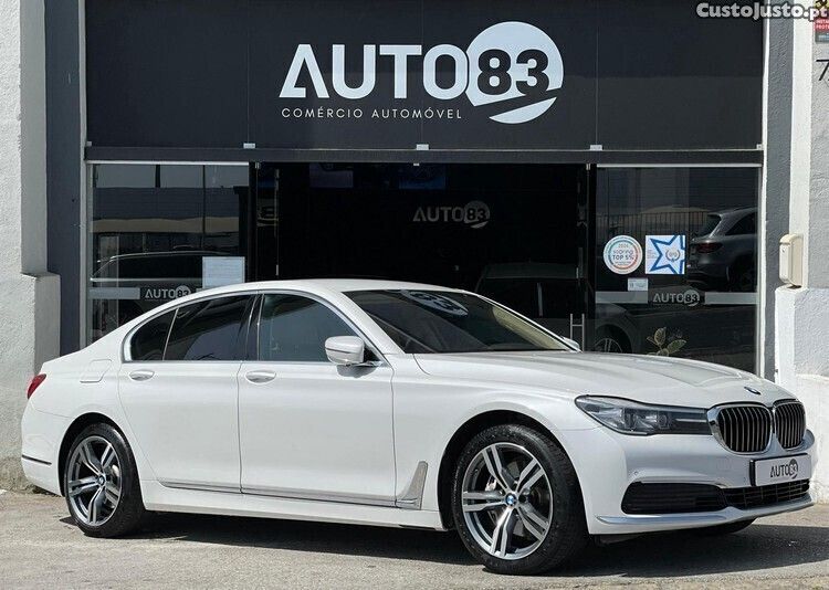 Branco Usado 2016 BMW 730 Sedan | € 29.990 - Imagem 1/1
