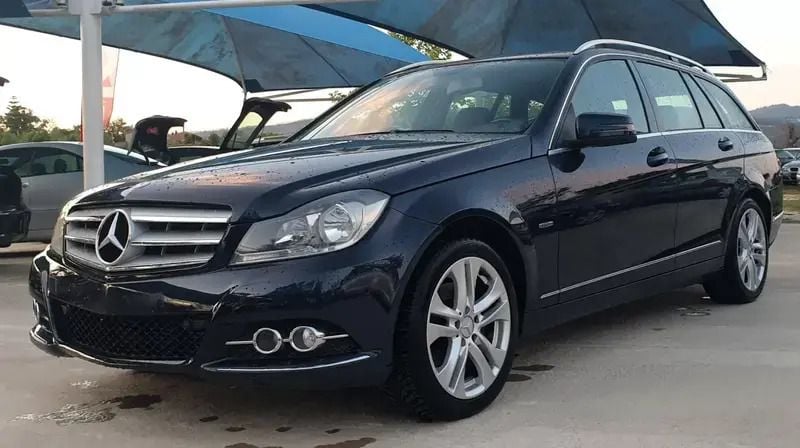 Azul Usado 2012 Mercedes C220 Avantgarde Carrinha | € 13.490 (Preço justo) - Imagem 1/4