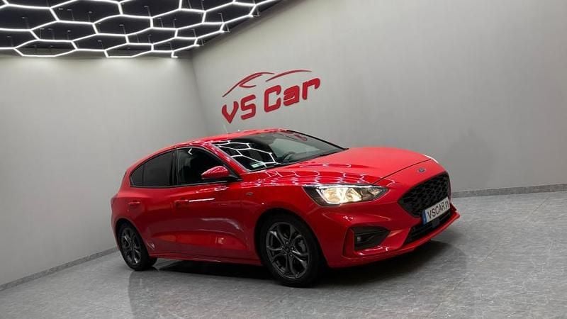 Usado Ford Focus 120 HP (88 kW) 2018 Vermelho