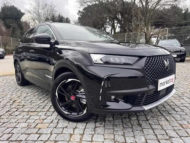 Usado DS Automobiles DS7 Crossback 300 HP (220 kW) 2021 Preto SUV
