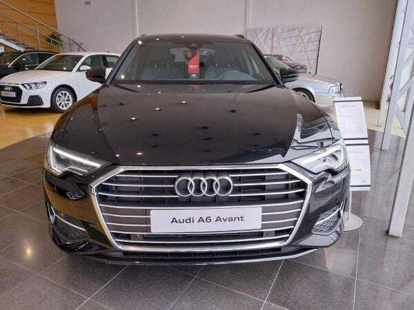 Verde Usado 2024 Audi A6 Advanced Carrinha | € 65.990 - Imagem 1/4
