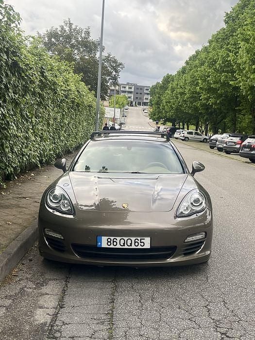 Usado 2012 Porsche Panamera Sedan | € 27.000 (Super Preço) - Imagem 1/4