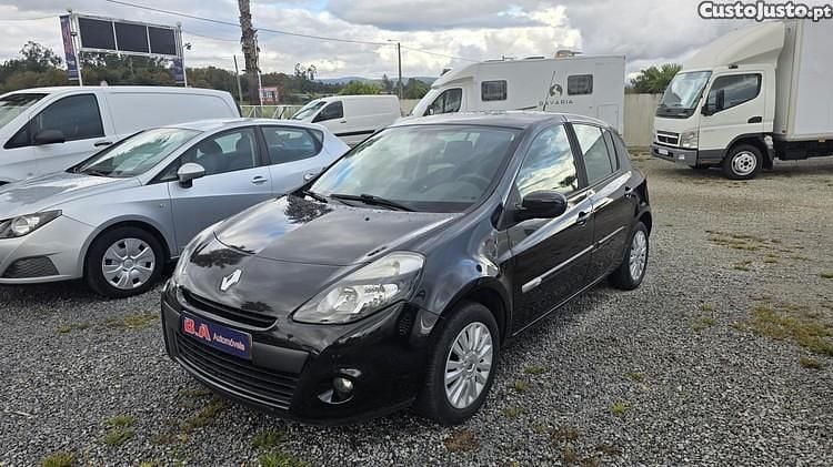 Preto Usado 2010 Renault Clio II Citadino | € 5.500 (Preço justo) - Imagem 1/1