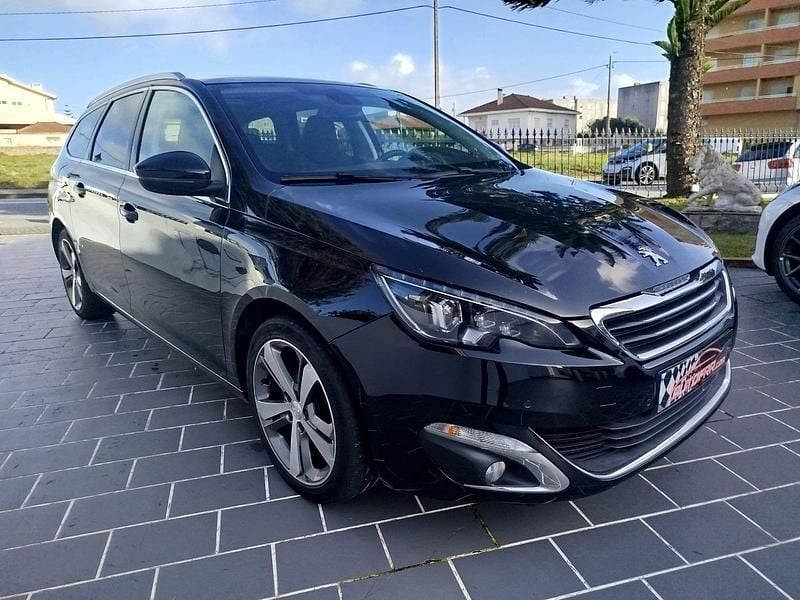 Usado Peugeot 308 Allure 120 HP (88 kW) 2015 Preto Carrinha