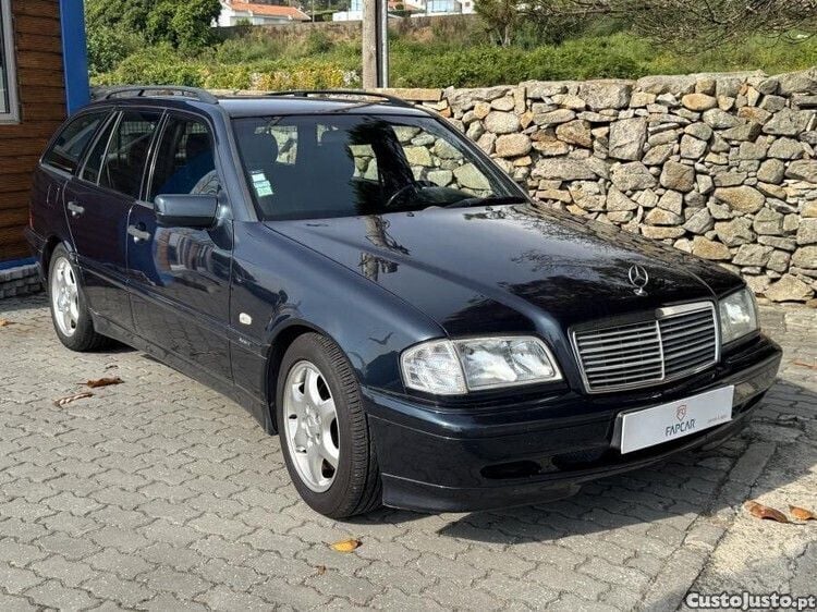Azul Usado 2000 Mercedes C220 Elegance Carrinha | € 5.700 (Preço justo) - Imagem 1/1