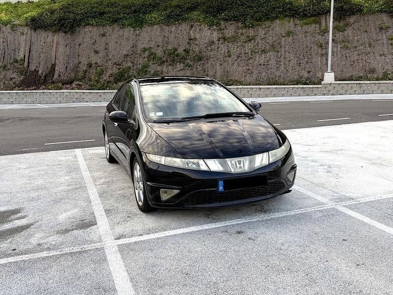 Usado Honda Civic 150 HP (110 kW) 2006 Sedan