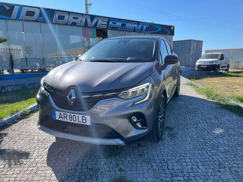 Usado Renault Captur 90 HP (66 kW) 2022 Cinzento SUV