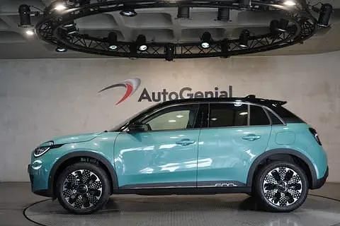 Novo Fiat 600E La Prima 114 kW (156 HP) 2025 Verde claro SUV