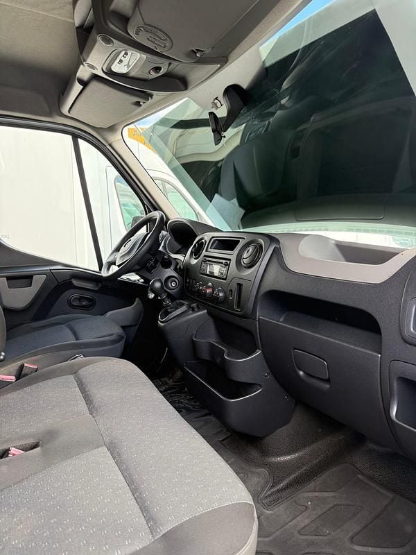 Usado Opel Movano 130 HP (95 kW) 2016 Branco Monovolume