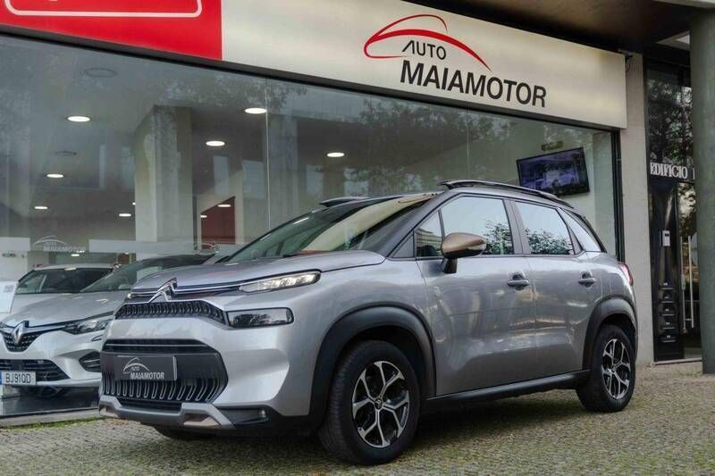 Cinza Usado 2023 Citroën C3 Aircross PureTech SUV | € 16.990 (Preço justo) - Imagem 1/4