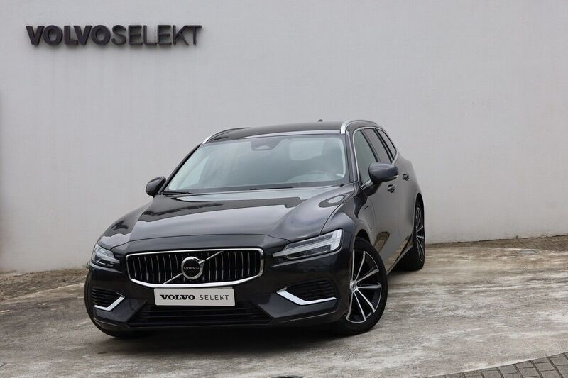 Cinza Usado 2024 Volvo V60 Core Carrinha | € 44.800 (Preço justo) - Imagem 1/4