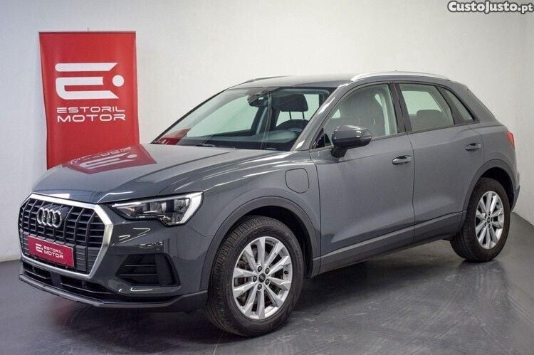 Cinza Usado 2022 Audi Q3 SUV | € 34.500 (Bom preço) - Imagem 1/1