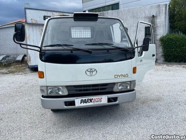 Branco Usado 2000 Toyota Dyna Pickup | € 13.900 - Imagem 1/1