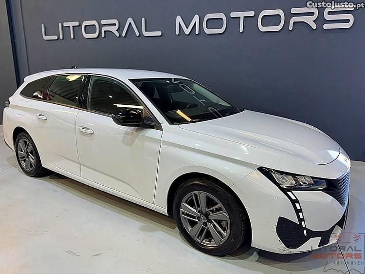 Branco Usado 2024 Peugeot 308 Active Carrinha | € 20.740 (Super Preço) - Imagem 1/1