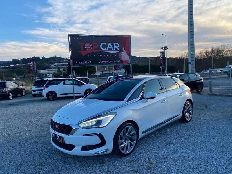 Branco Usado 2015 Citroën DS5 Citadino | € 19.350 - Imagem 1/4