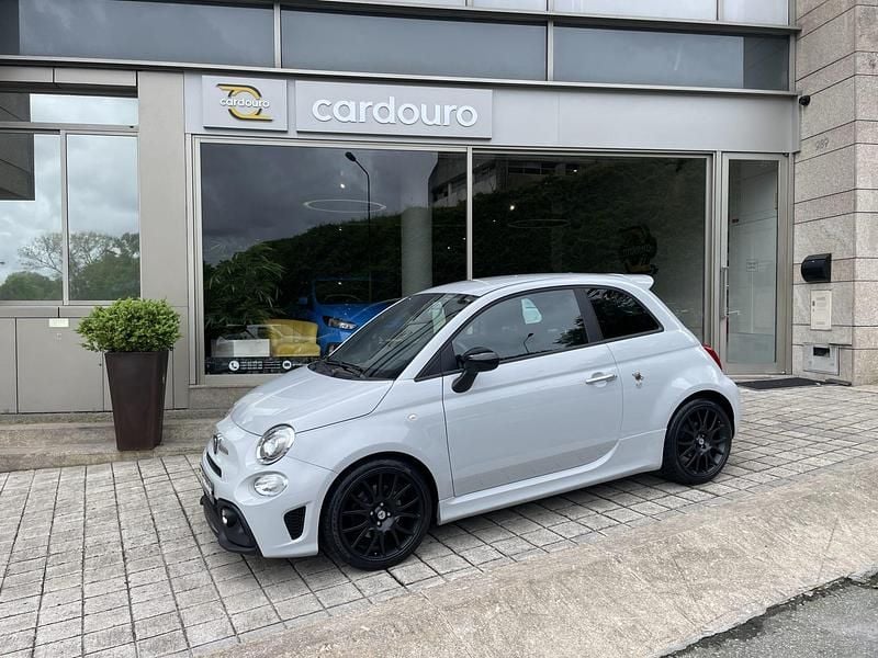 Cinzento preto Usado 2018 Abarth 595 Pista Citadino | € 23.900 (Preço justo) - Imagem 1/4
