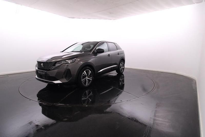 Cinzento Usado 2023 Peugeot 3008 | € 31.900 (Preço elevado) - Imagem 1/4