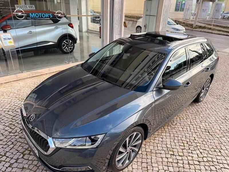 Cinzento Usado 2021 Skoda Octavia Carrinha | € 20.900 (Bom preço) - Imagem 1/4