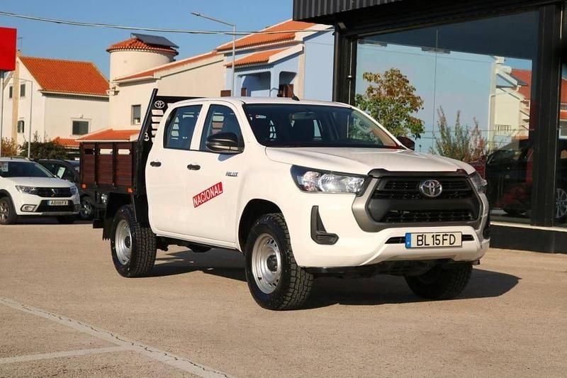 Usado Toyota HiLux 150 HP (110 kW) 2024 Branco Pickup