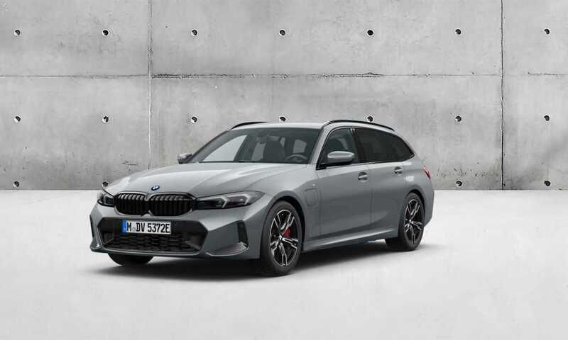 Cinza skyscraper metalizado Usado 2024 BMW 330e Comfort Edition Carrinha | € 69.300 - Imagem 1/4