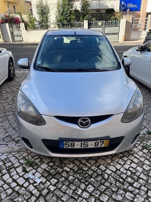 Usado 2010 Mazda 2 Sedan | € 4.300 - Imagem 1/4