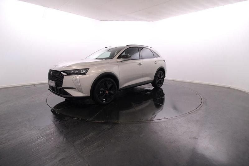 Cinzento Usado 2024 DS Automobiles DS7 Crossback SUV | € 38.850 (Preço elevado) - Imagem 1/4