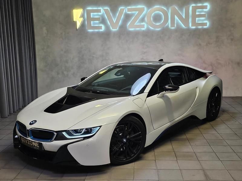 Branco Usado 2017 BMW i8 Coupé | € 61.000 - Imagem 1/4