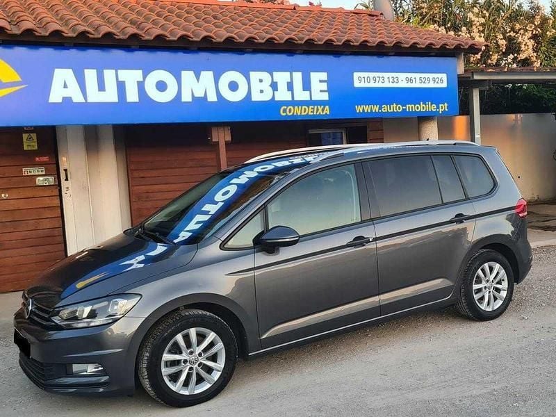 Usado VW Touran 110 HP (80 kW) 2016 Cinzento Monovolume