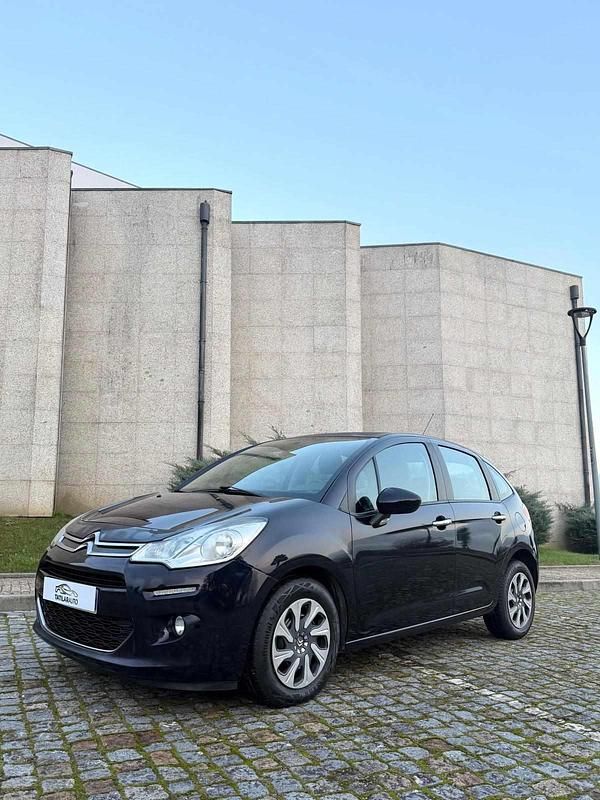 Usado Citroën C3 82 HP (60 kW) 2013 Preto