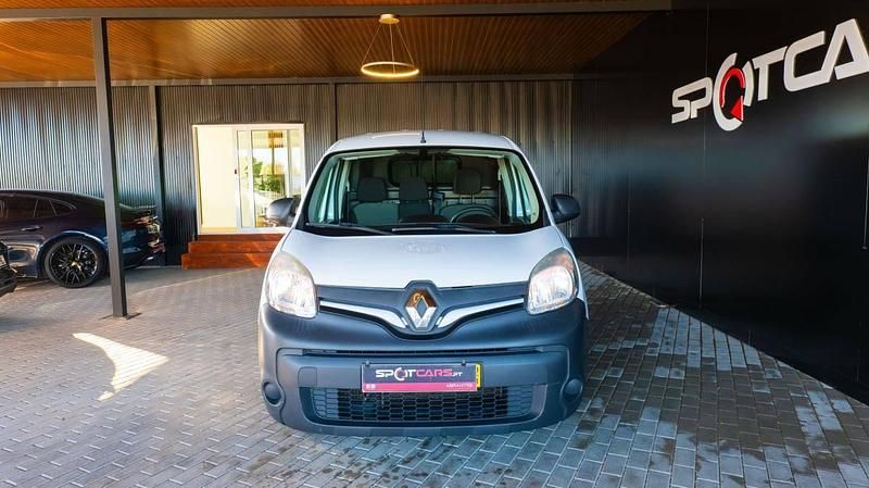 Usado Renault Kangoo 90 HP (66 kW) 2019 Branco Monovolume