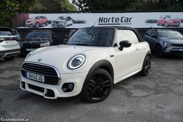 Branco Usado 2021 Mini Cooper Premium Plus Citadino | € 23.250 (Bom preço) - Imagem 1/1