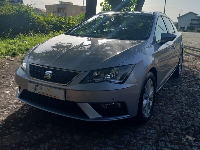 Cinzento Usado 2017 Seat Leon Style Carrinha | € 14.500 (Preço justo) - Imagem 1/4