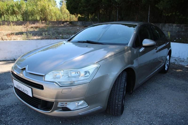 Outra Usado 2008 Citroën C5 VTR Sport Sedan | € 6.600 (Preço justo) - Imagem 1/4